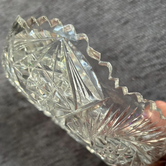 Beautiful antique cut glass bowl - Picture 4 of 5